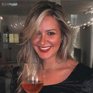 Meet your Posher, Gaby